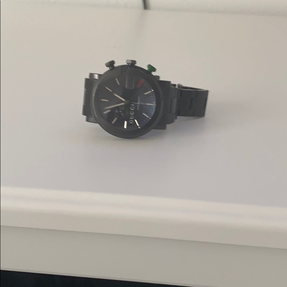Gucci watch - Picture 2 of 5